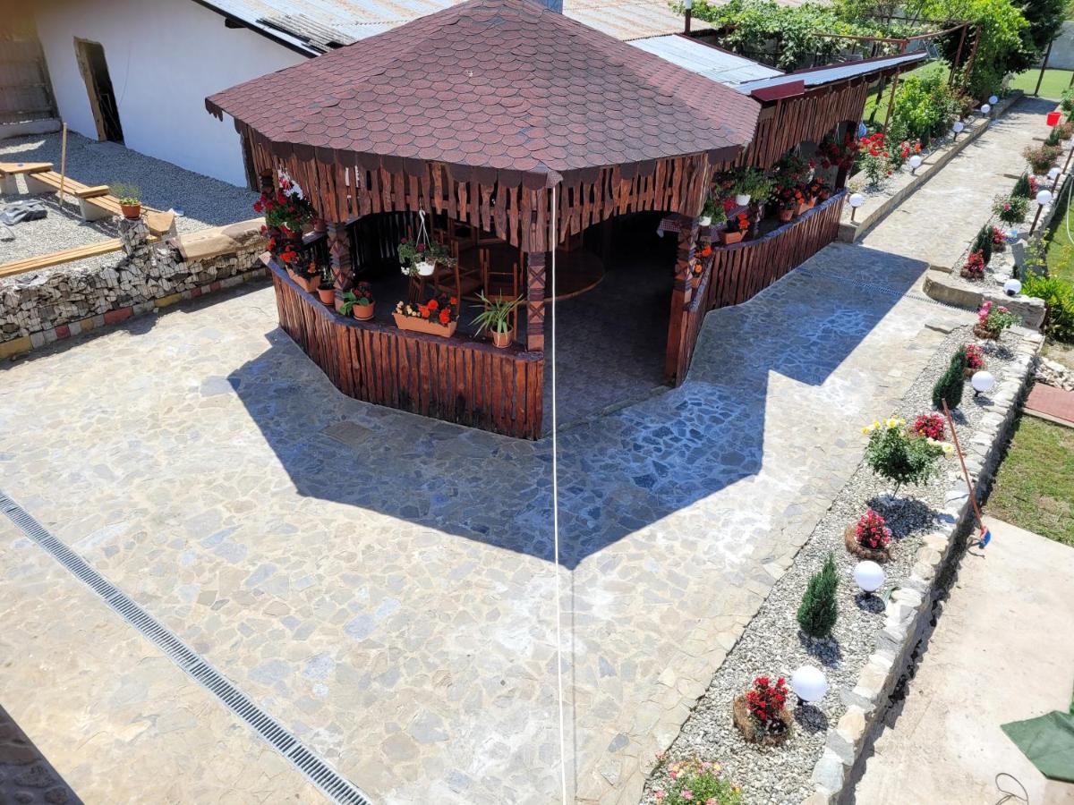 מלון Sîmbăta de Sus Casa Luca מראה חיצוני תמונה